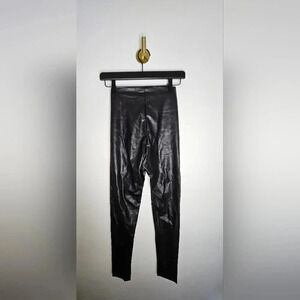 Commando‎ Faux Leather High Rise Legging in Small , Black